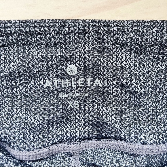 Athleta Static Drifter Capri Leggings‎ With Pockets in Gray, Size XS - Picture 4 of 10